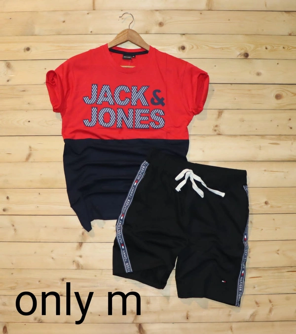T-SHIRT + SHORTS  - xl