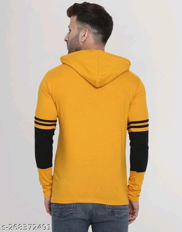 Helmont Men's Solid Hood Yellow Tshirts - 🪙, S
