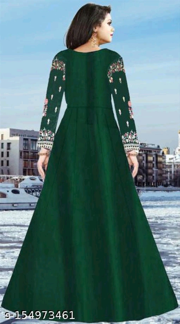 Urbane Partywear Women Gowns - XL, 🪙