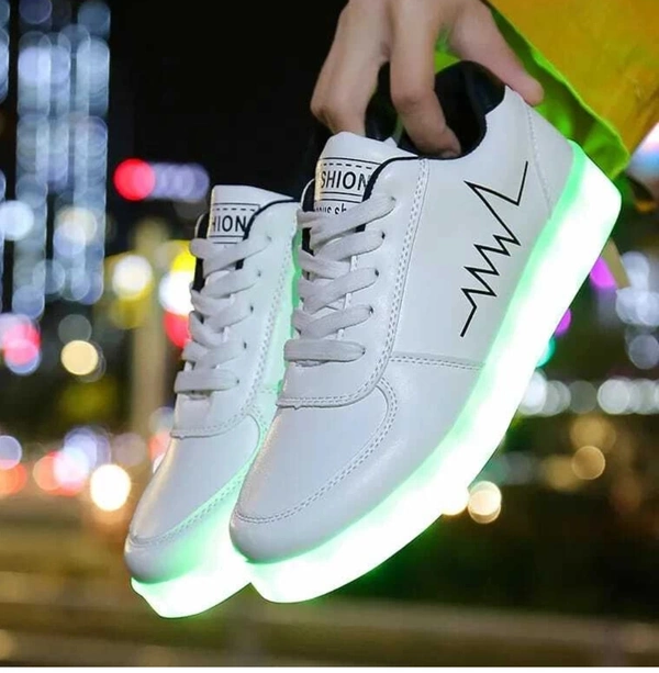 WHITE HEART BEAT Sneakers - 10