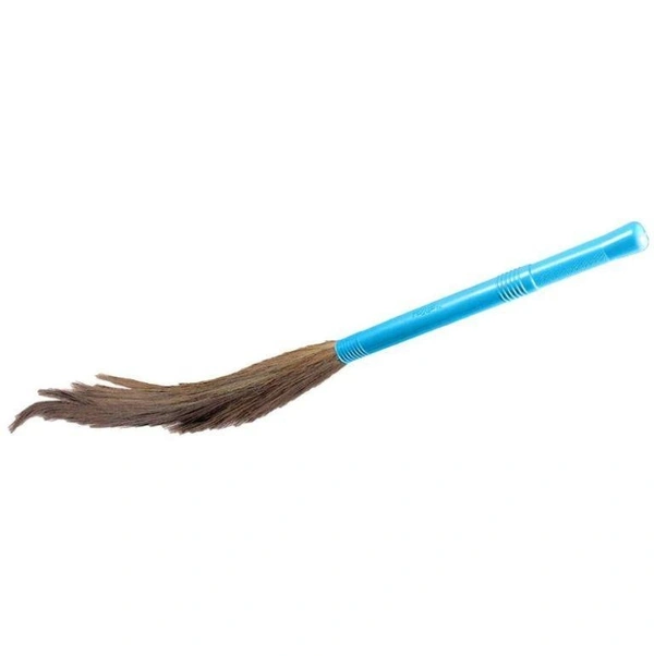 We Kart Grass Broom