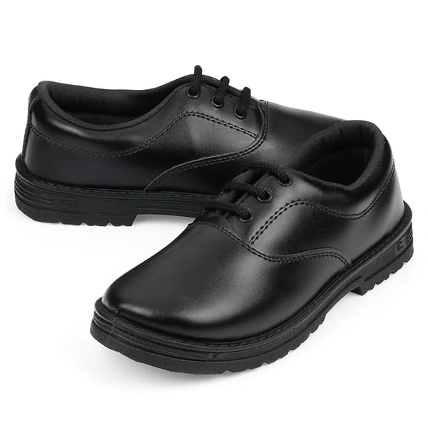 Motion School Shoes Boys Size 3
