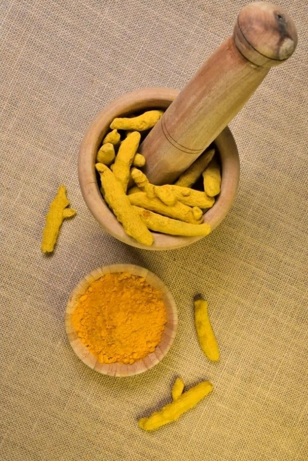 WE KART Whole Turmeric Sticks-1Kg Organically Grown Haldi Sabut Haldi