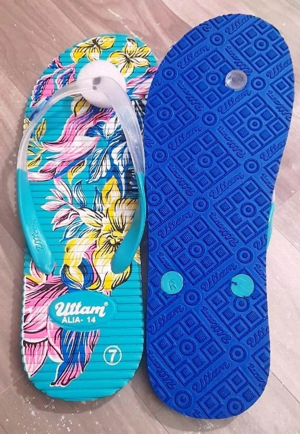 Uttran women flat slipper size 7