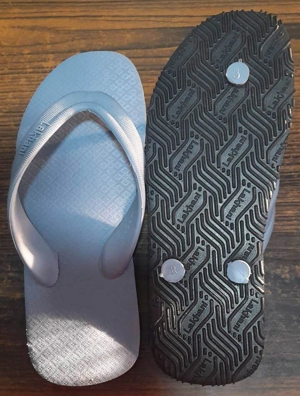 LAKHANI KIDS slipper size 4