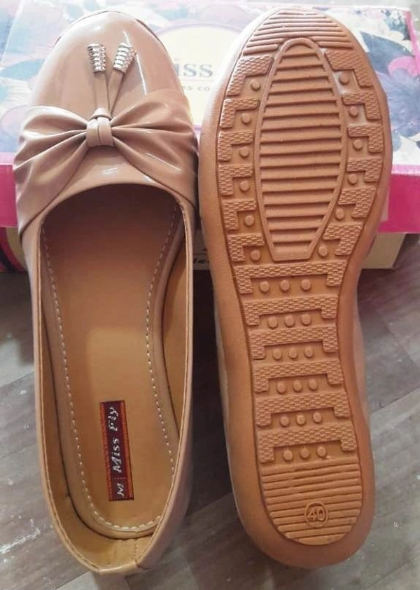 MISS FLY Women jutti Size 7