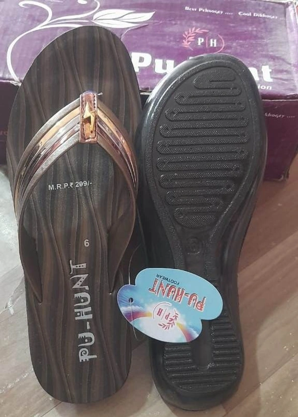 PU-HUNT Women Flat sandal size 6