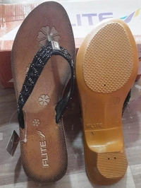 RELAXO Flite Women flat sandal size 7