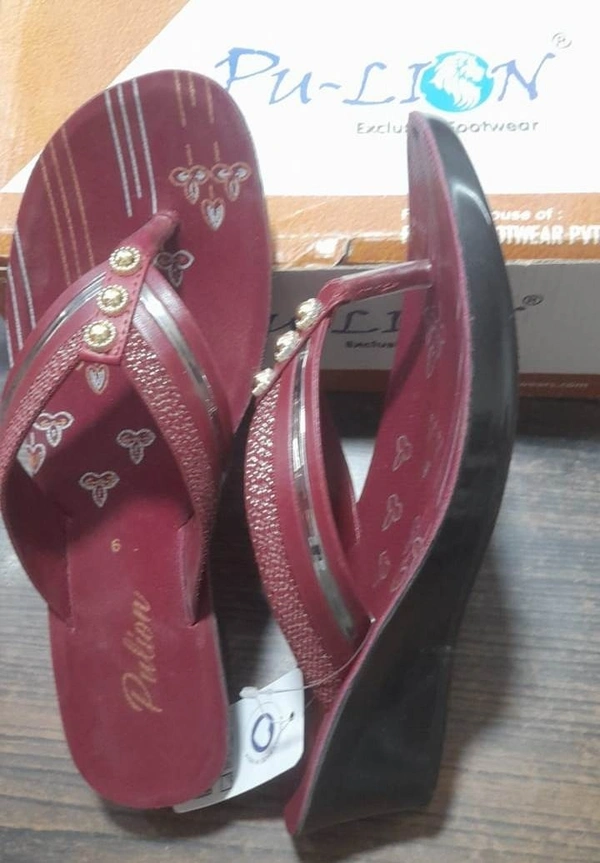 PU-LION Women High Hill sandal size 6