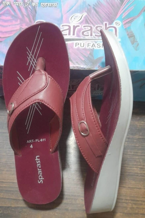 INDUS Women sandal size 4
