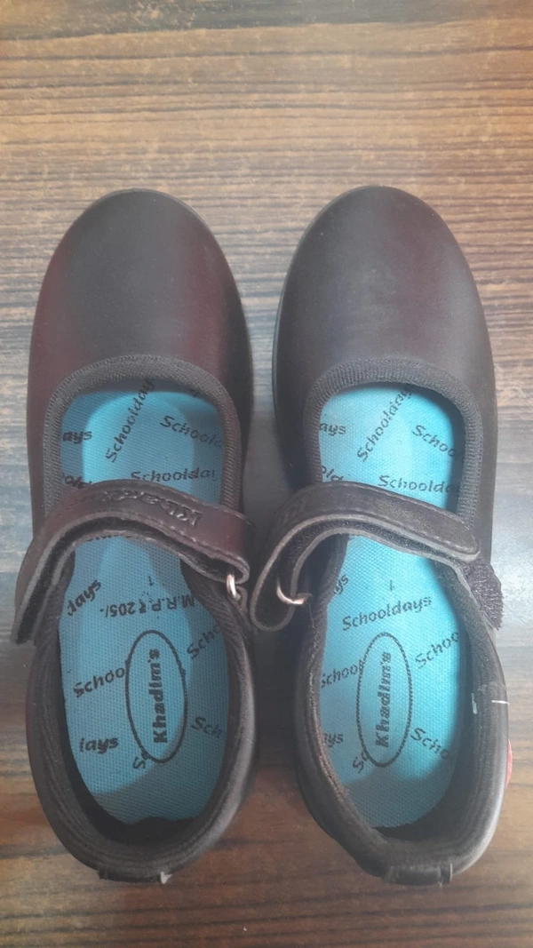 Khadim's School Shoes Girls Size 1