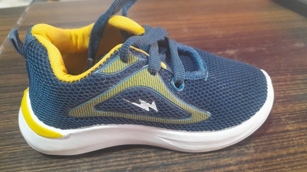 Motion Sports Shoe Size 10