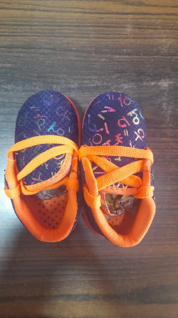 Gold King Sport Shoe Size 19