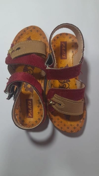 Peris Girls Sandal Size 7
