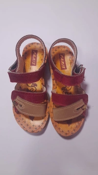 Peris Girls Sandal Size 7