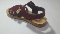 Queen Girls Sandal Size 3