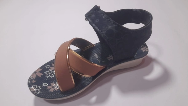 PU-LIGHT Girls Sandal Size 5