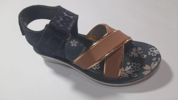PU-LIGHT Girls Sandal Size 5