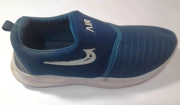 Flymax Boys Sports Shoes Size 2