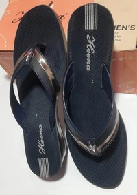 HEENA Women hill sandal size 7