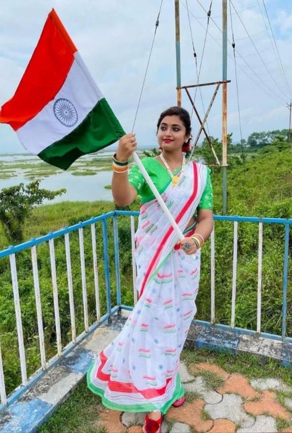 Patriotic Drapes: Celebrate Indian Republic Day with Ready-to-Wear Sar –  ONE MINUTE SAREE INDIA