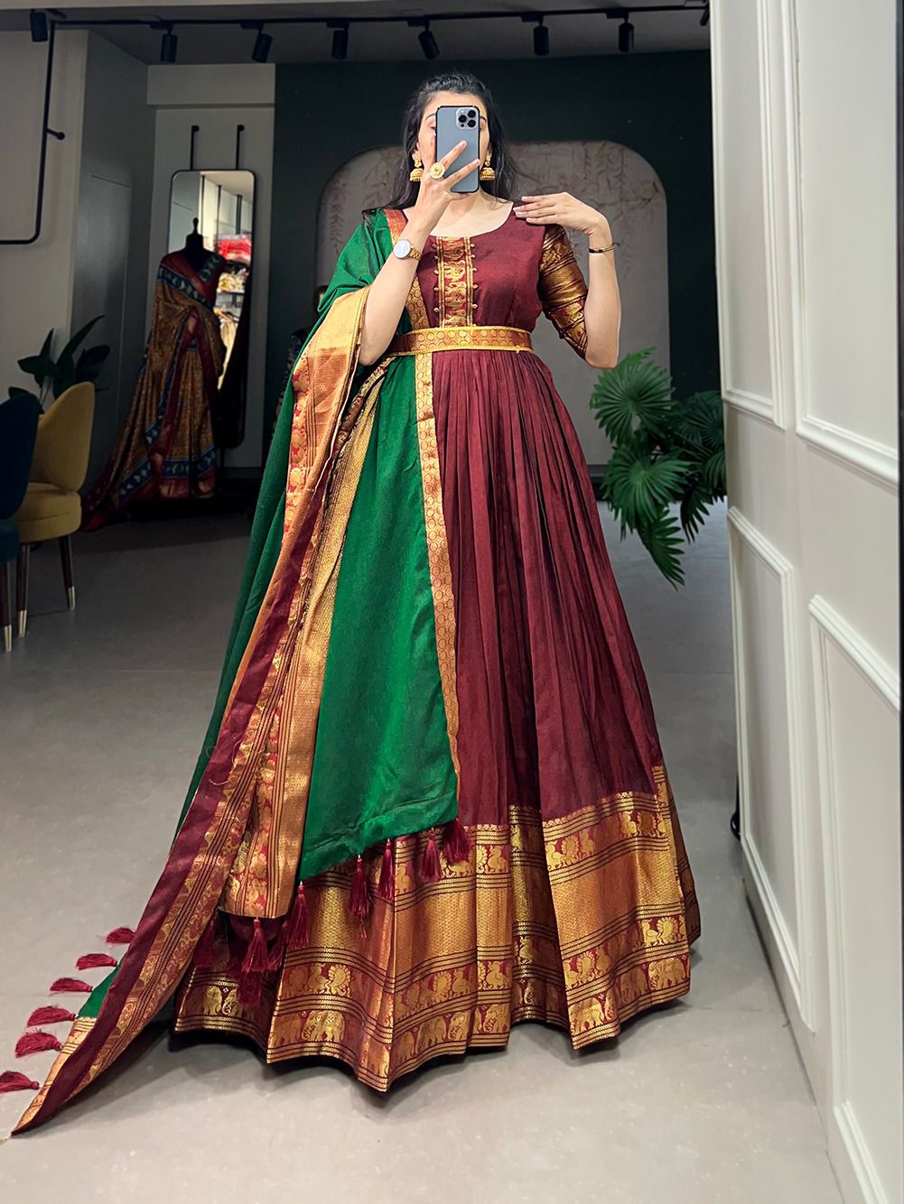 Women's Rayon Ethnic Gown With Dupatta, Women Gown, Gown Frock, Simple Gown,  Ladies Gown Suit, महिलाओं का लबादा - PR Retail, Durgapur | ID: 25927487233