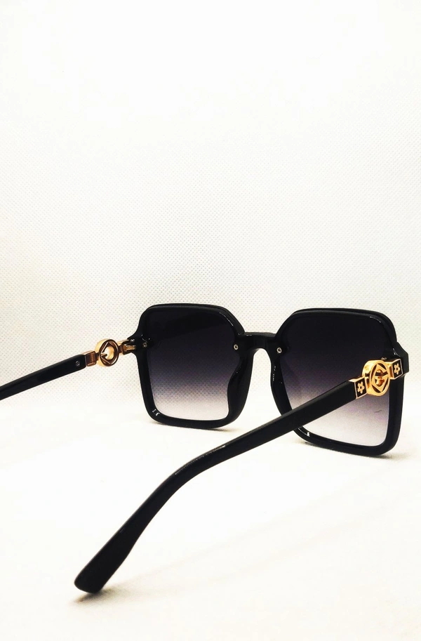 "MALUKKS Luxury Line Special Edition Sunglasses - Z Black with Gold Touch, Glossy Frame" - Black, Free Size