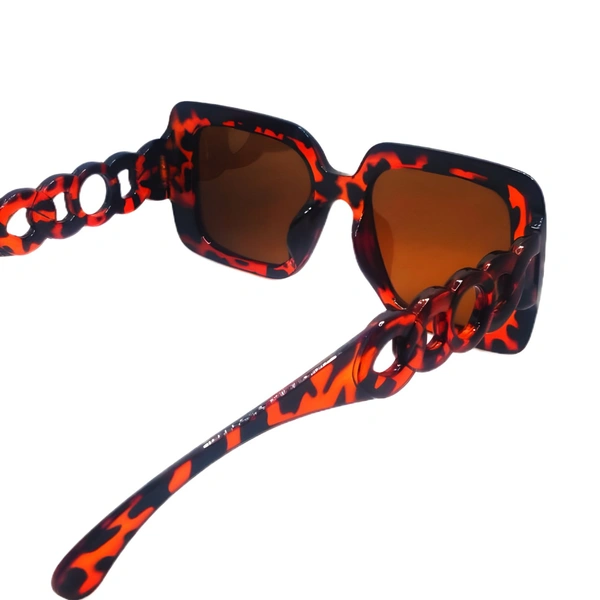OUR TRENDING LUXURY LEOPARD MODEL FOR GIRLS - Free Size