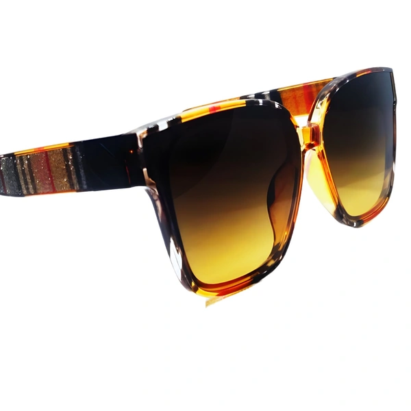 "Malukks Luxury Line Special Edition Seal Brown Sunglasses with Crystal Diamond Cut Frame Unisex" - Free Size, Gold
