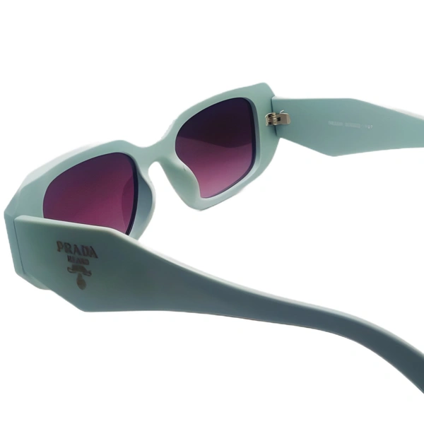 "Unveil Timeless Elegance: MALUKKS Exclusive Bistri Shade & Granny Smith Frame Sunglasses Unisex" - Free Size, Granny Smith