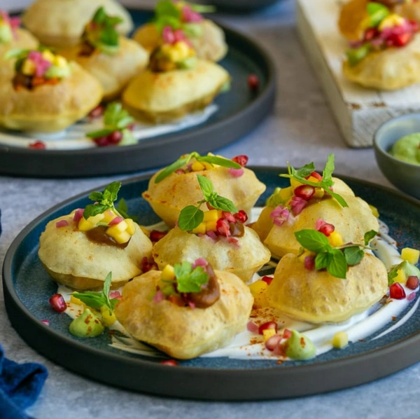 Sweet Puri  Half Plate 8 Piece ( মিঠা ফুচকা )