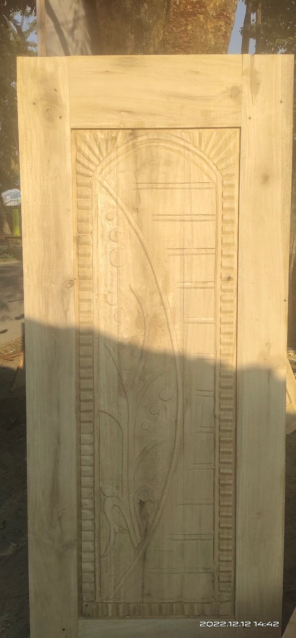Gamari Full Door  - Gold, 78×36.37., Wooden