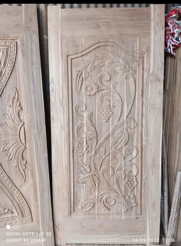 Full Flow Door  - Nutmeg Wood Finish, 78×36, 34