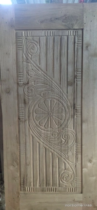 Gamari Cakra Door
