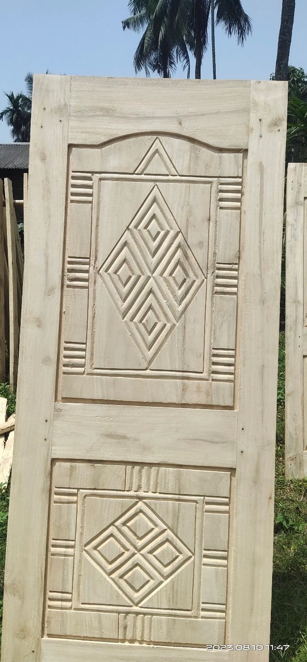 Gamari Door