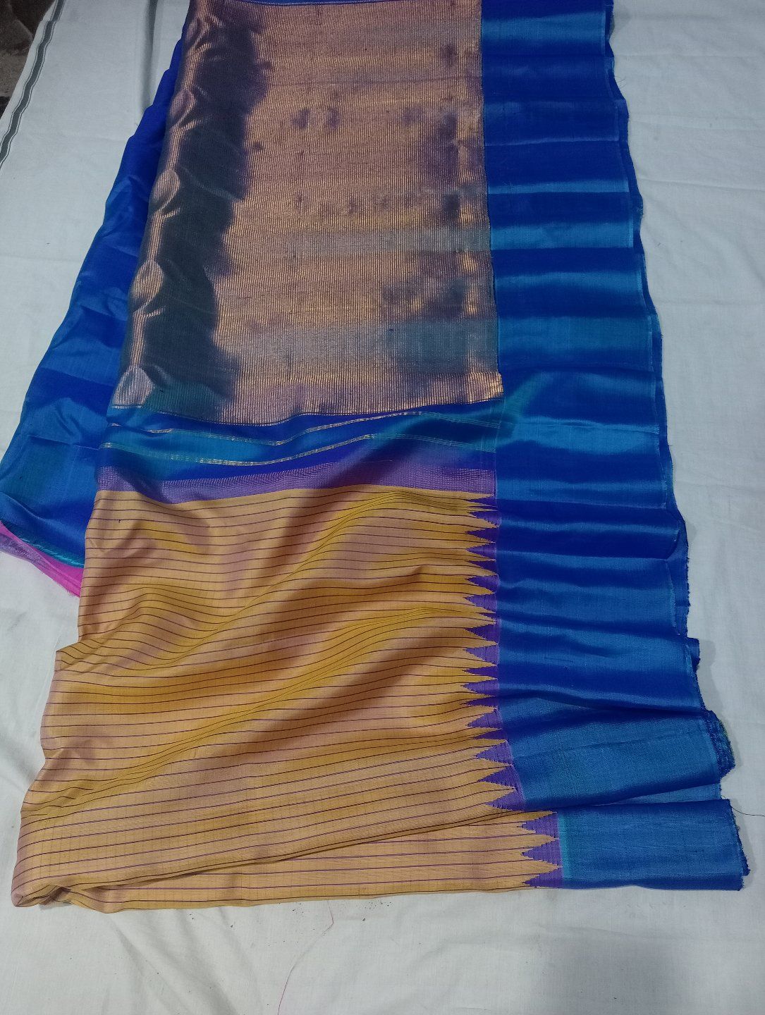 Madurai Silk Sarees - Buy 1 @ 500/-, Buy 3 @ 1199/- , Lenin Sarees at Flat  - 50% off | Kalamandir - YouTube