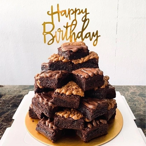 birthday brownie tower