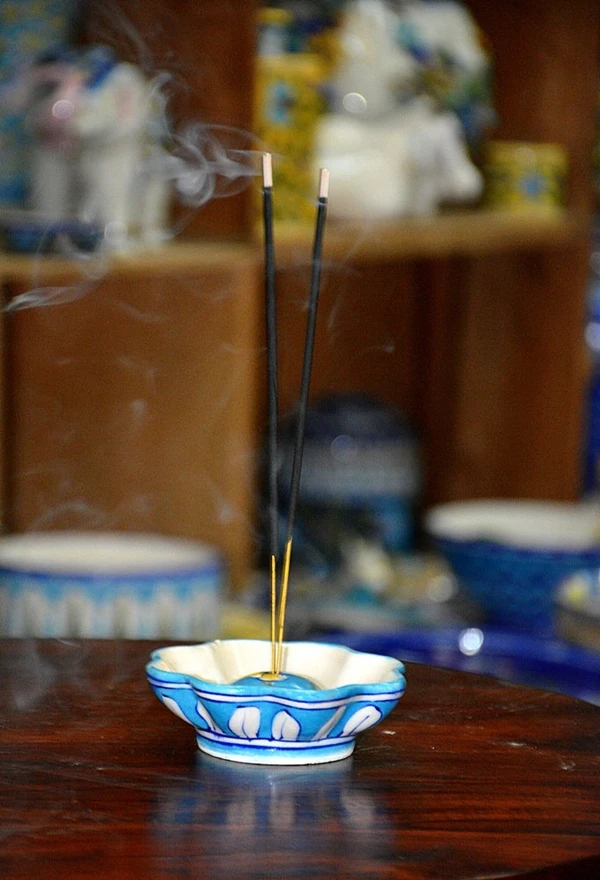 DVAI Blue Pottery Incense Holder - 3.5 Inch, Lochmara, 10-15 Working Days