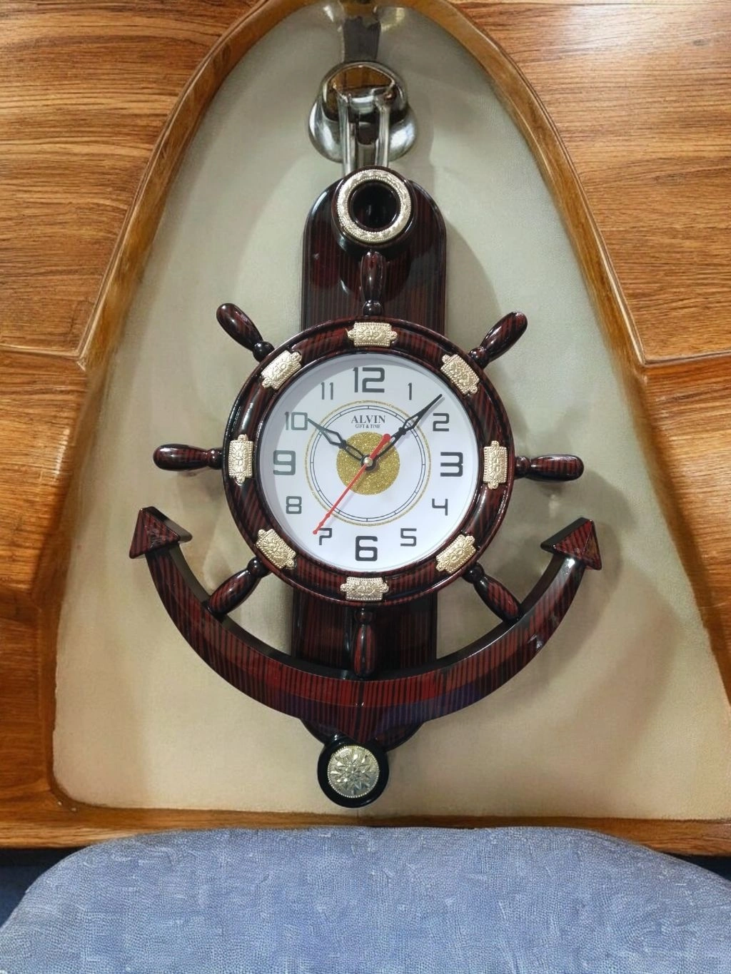 ALVIN Gift And Time Pendulum Wall Clock