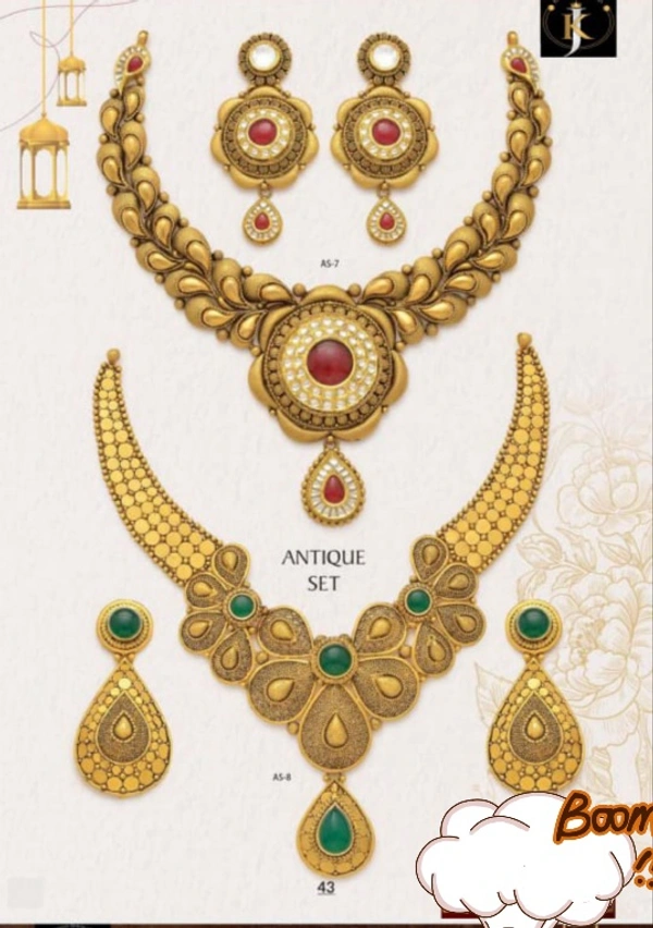 Antique Pendent Set  22/24 Carat