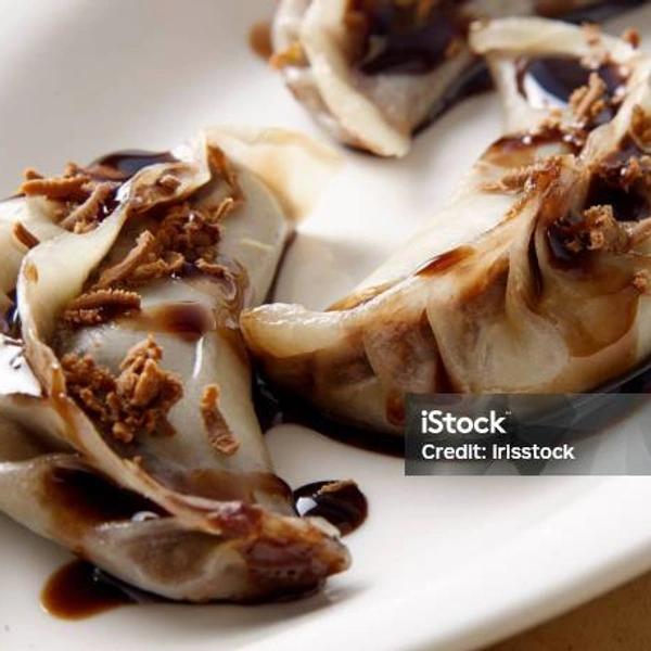 White Chocolate Momos 40 Piece 
