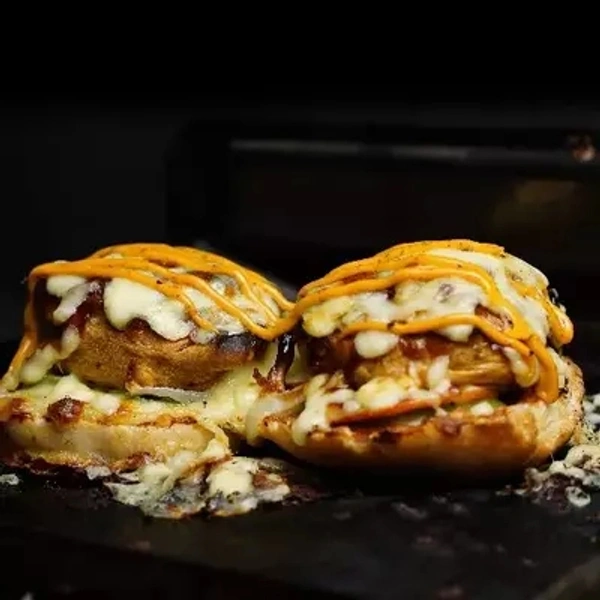 Crunchy Wadapav  