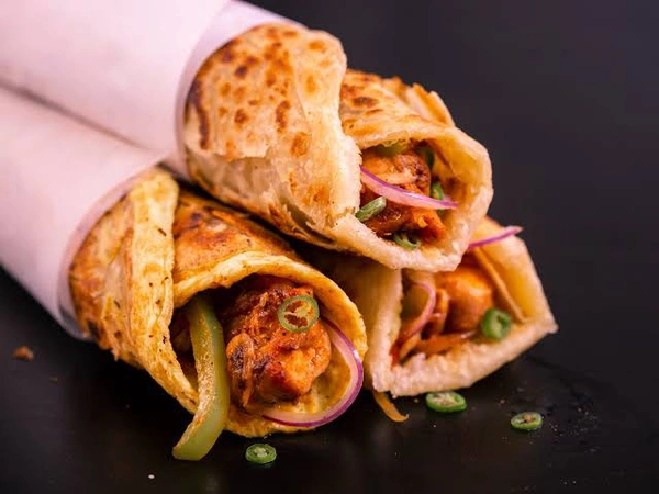 Egg Chicken Tikiya Roll