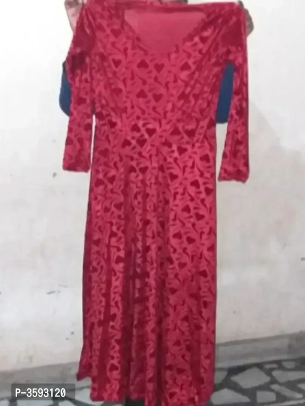 Maroon Printed Velvet Long DressSize: SMLXLWithin 6-8 business days However, to find out an actual date of delivery, please enter your pin code.Fabric : Velvet Sleeve Length : Long Sleeves Pattern : Printed Multipack : 1 Sizes : S (Bust Size : 32 in, Length Size: 46 in) XL (Bust Size : 38 in, Length Size: 46 in) L (Bust Size : 36 in, Length Size: 46 in) M (Bust Size : 34 in, Length - XL