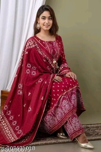 Checkout this latest Dupatta SetsProduct Name: *Womens Rayon Kurti With Duppata And Bottomwear 3 Pice Set*Kurta Fabric: RayonFabric: RayonBottomwear Fabric: RayonSleeve Length: Three-Quarter SleevesPattern: PrintedSet Type: Kurta with Dupatta and BottomwearStitch Type: StitchedNet Quantity (N): Singleexplores the collection of beautifully designed Anarkali Kurti. Each piece is eleg - XL