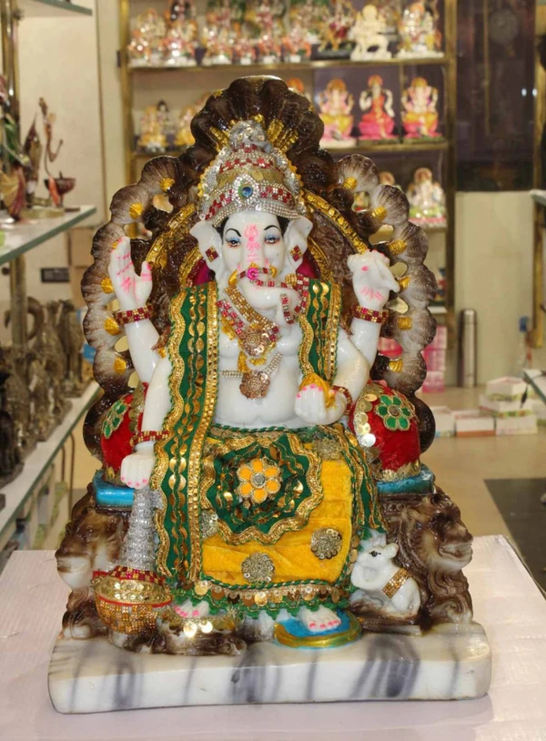 Singhasan Ganesh Ji Murti Dress Marble