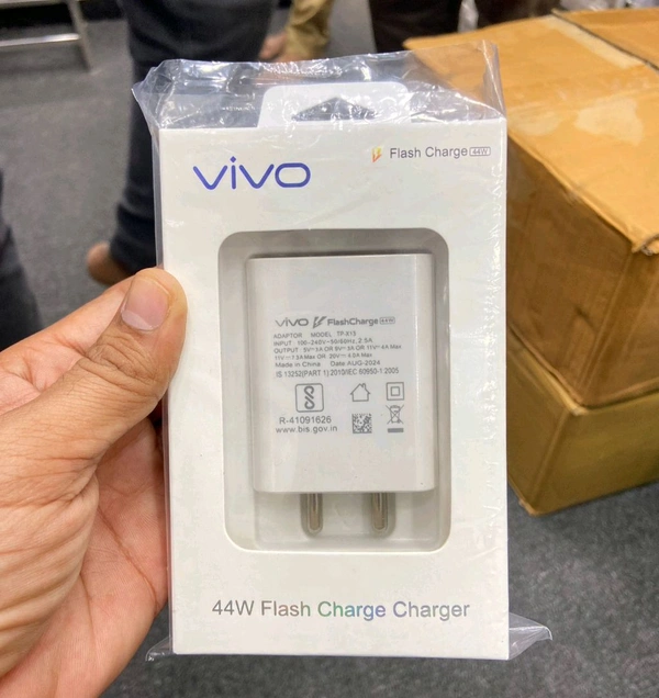 Vivo New 44W FlashCharge 💯% Og Dock China Packing Heavy Quality 