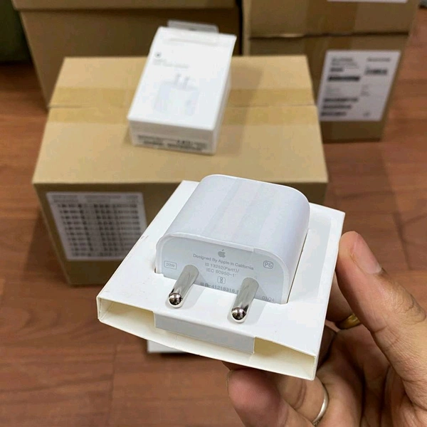 iPhone  New  Care Og Heavy 20w Charging Adaptor Proper Working.