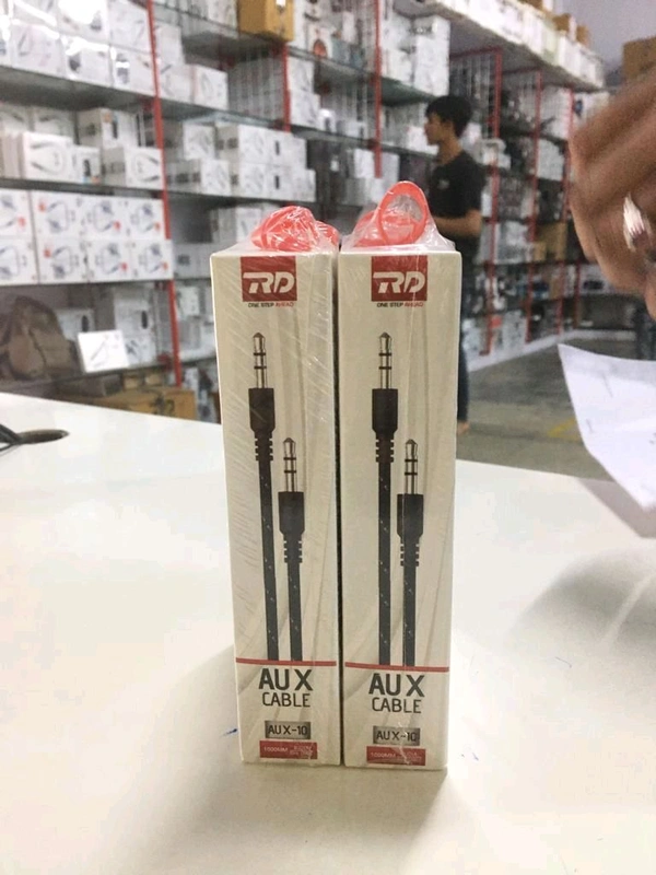 RD  New Aux-10 (1m) Og Quality  Aux Cable 