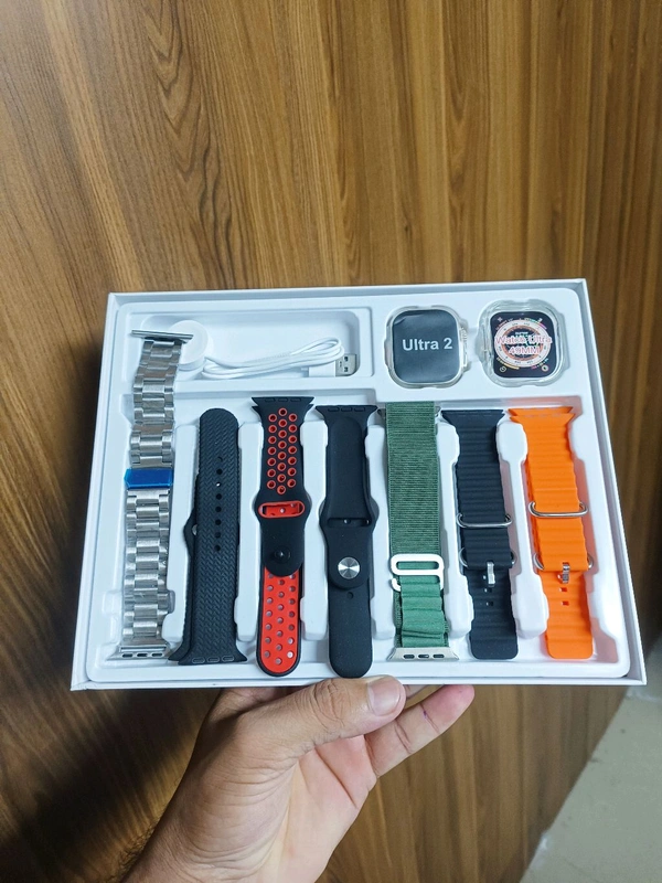 New 🆕 iPhone Logo Ultra-2 (7in1 , Big 2.3 Infinity Display , Silicon Watch Cover , Wireless Charger) Metal Strap Smart Watch 